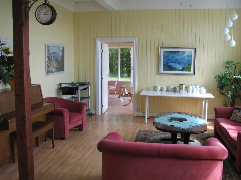 Hlitharendi Guesthouse Husid מראה חיצוני תמונה